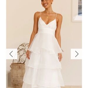 Elegant White Layered Dress